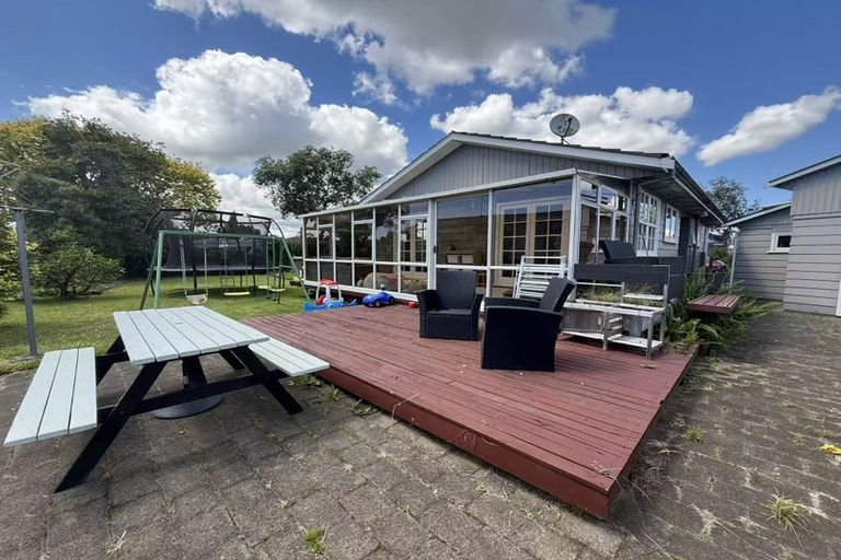 Photo of property in 12 Fiesta Drive, Half Moon Bay, Auckland, 2012