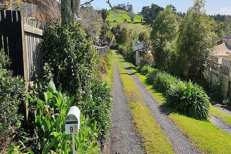 Photo of property in 9 Whaka Street, Maungaturoto, 0520