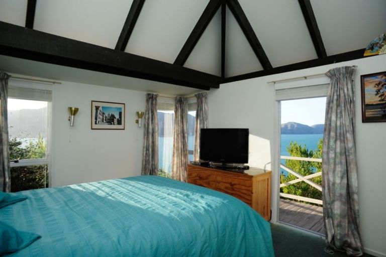 Photo of property in 7a Ranui Crescent, Diamond Harbour, Lyttelton, 8971