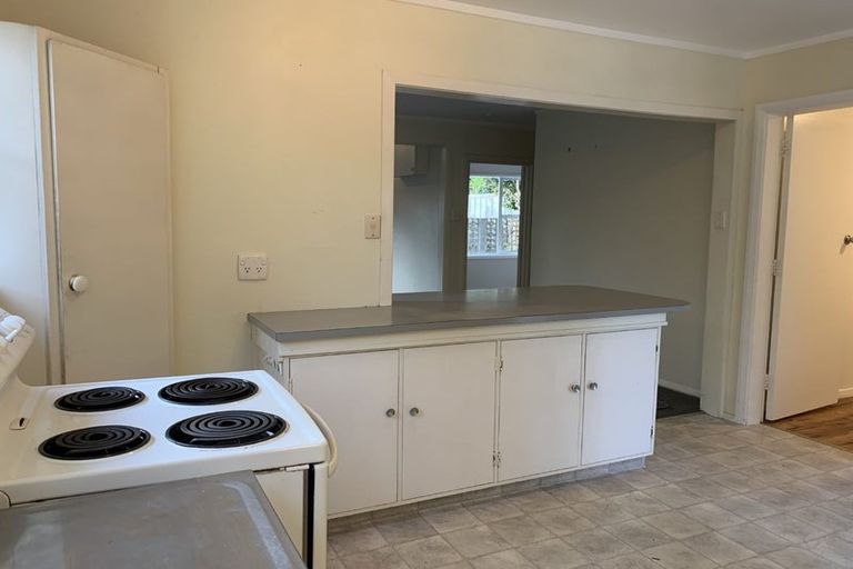 Photo of property in 8a Gavin Road, Raumati Beach, Paraparaumu, 5032