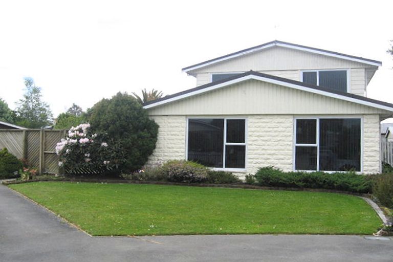 Photo of property in 4 Sonia Place, Casebrook, Christchurch, 8051