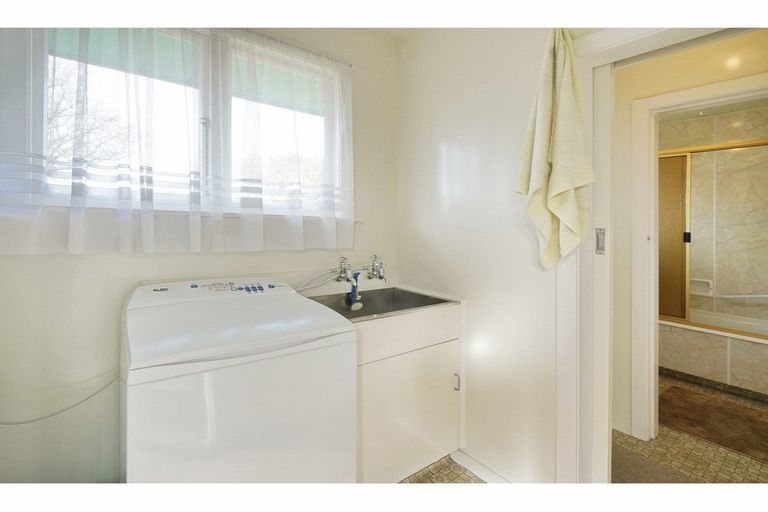 Photo of property in 3 Ron Place, Bishopdale, Christchurch, 8051