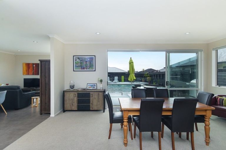 Photo of property in 15 Top Road, Pukekohe, 2120