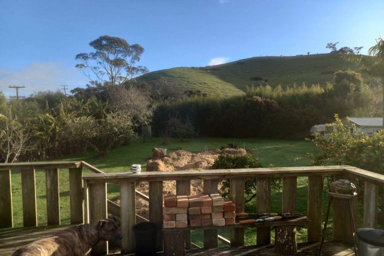 Photo of property in 277 Kuaotunu Wharekaho Road, Kuaotunu, Whitianga, 3592