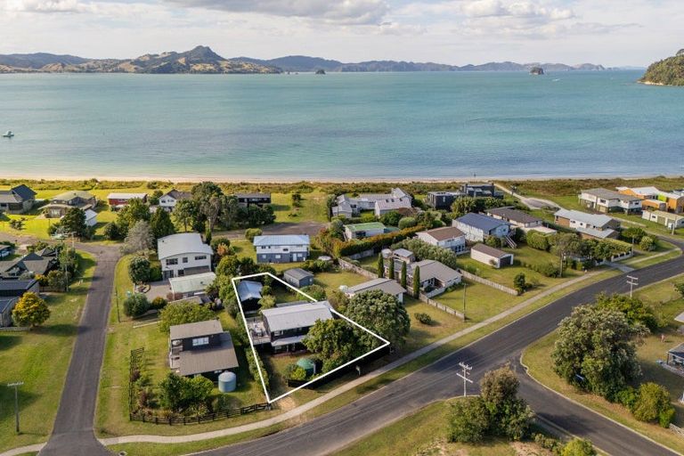 Photo of property in 69 Captain Cook Road, Cooks Beach, Whitianga, 3591