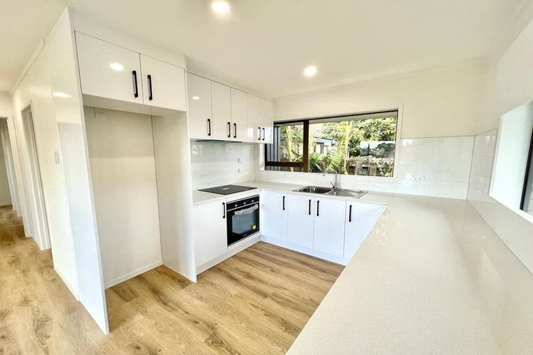 Photo of property in 5a Roslyn Road, Mount Wellington, Auckland, 1060