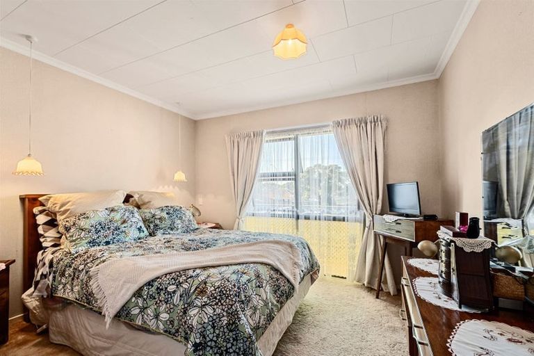 Photo of property in 1/6 Princess Street, Waitara, 4320