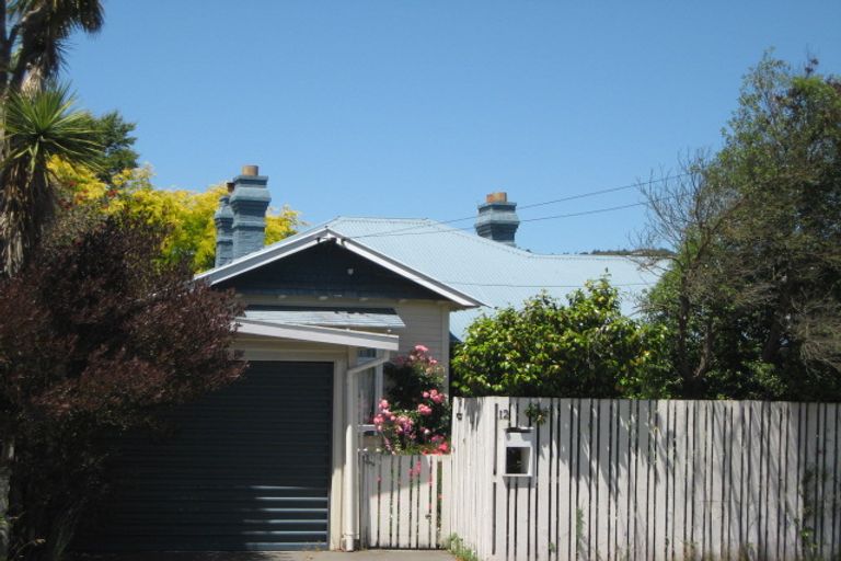 Photo of property in 12 Somerfield Street, Somerfield, Christchurch, 8024
