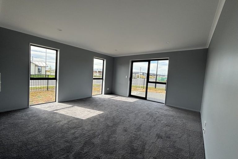 Photo of property in 44 Crossley Avenue, Woodend, 7610