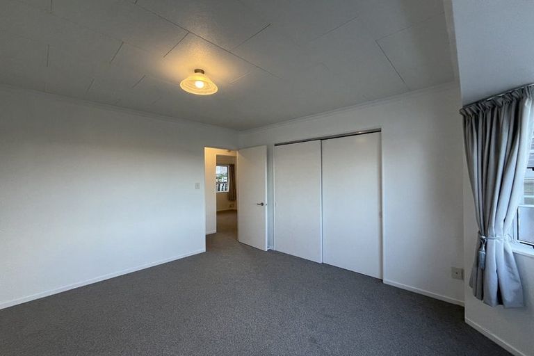 Photo of property in 2/31 Fitzroy Road, Fitzroy, New Plymouth, 4312