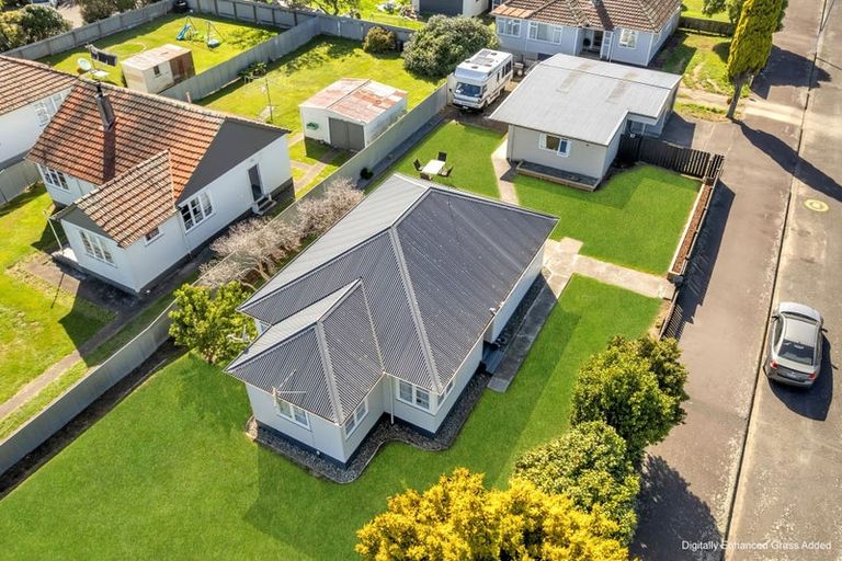 Photo of property in 342 High Street, Dannevirke, 4930