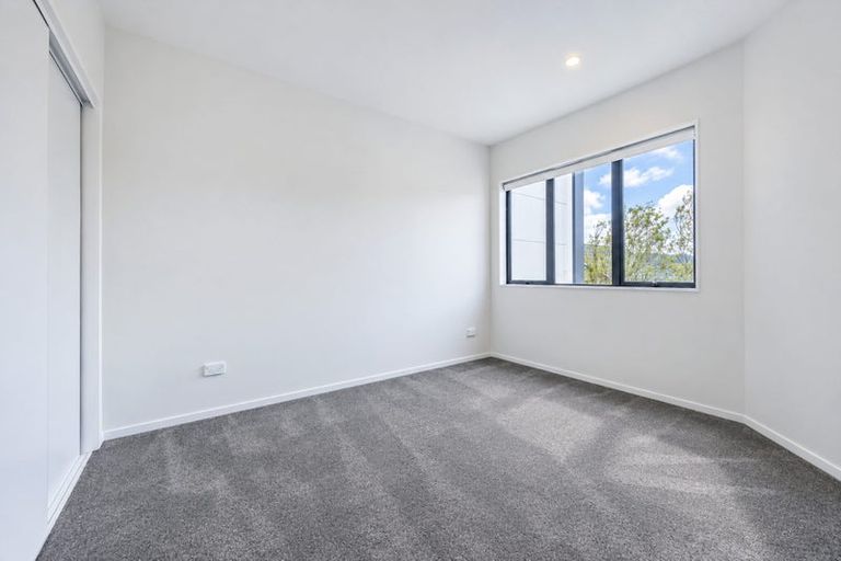 Photo of property in 5/7 Tapu Road, Huapai, Kumeu, 0810