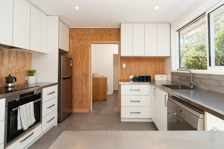 Photo of property in 11 Vancouver Street, Kingston, Wellington, 6021