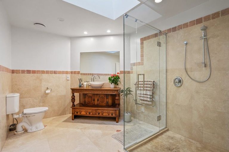 Photo of property in 77 Waitea Road, Muriwai, 0881