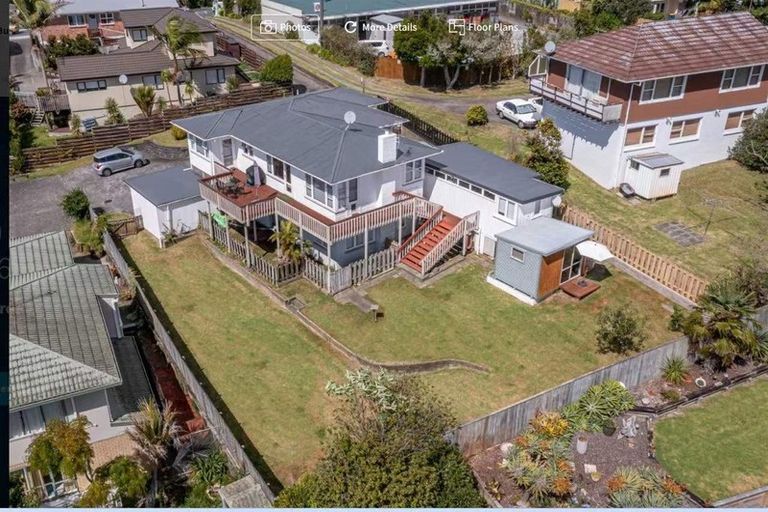 Photo of property in 10 Coronation Road, Glenfield, Auckland, 0627