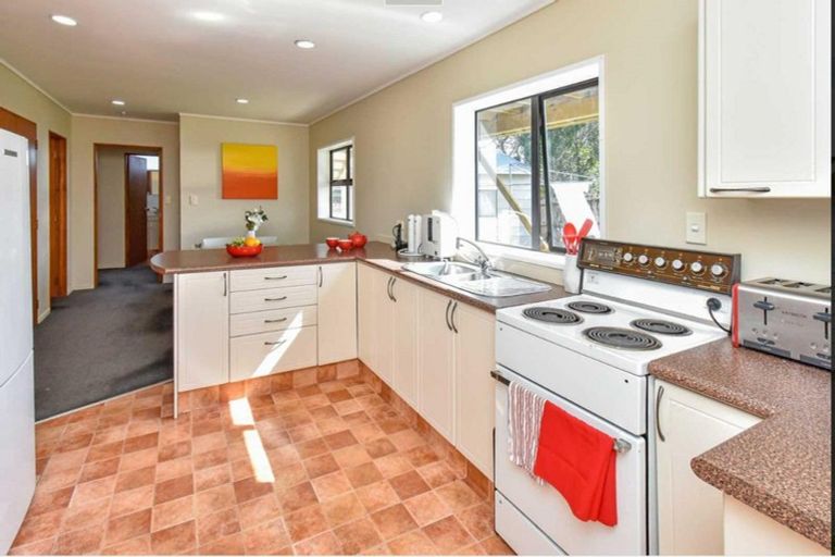 Photo of property in 153 Finlayson Avenue, Clendon Park, Auckland, 2103