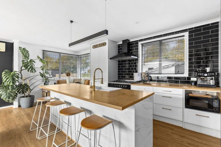 Photo of property in 74 Campbell Street, Leamington, Cambridge, 3432