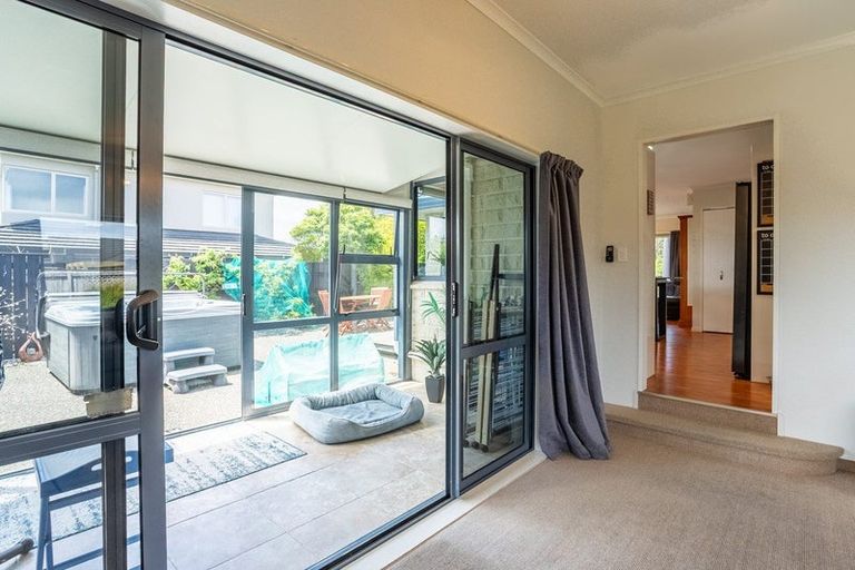 Photo of property in 22 Regent Drive, Paraparaumu Beach, Paraparaumu, 5032