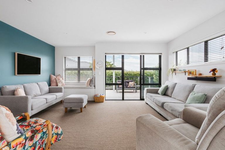 Photo of property in 132c Margaret Drive, Omokoroa, 3114