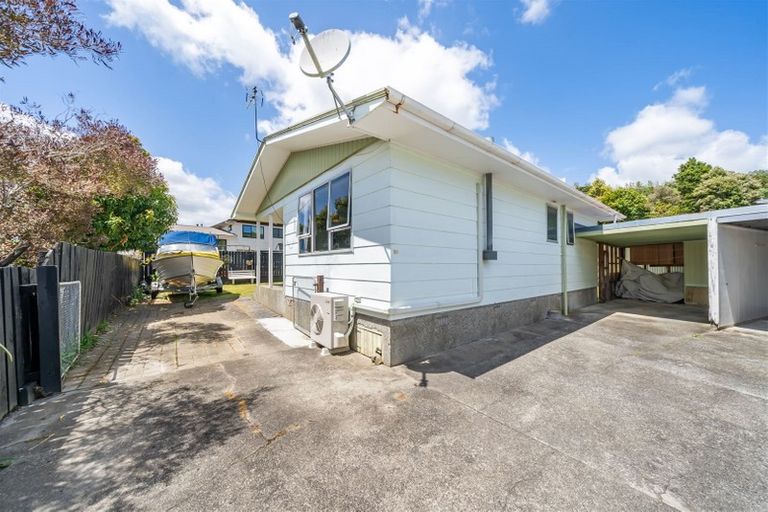 Photo of property in 5b Beryl Grove, Birchville, Upper Hutt, 5018