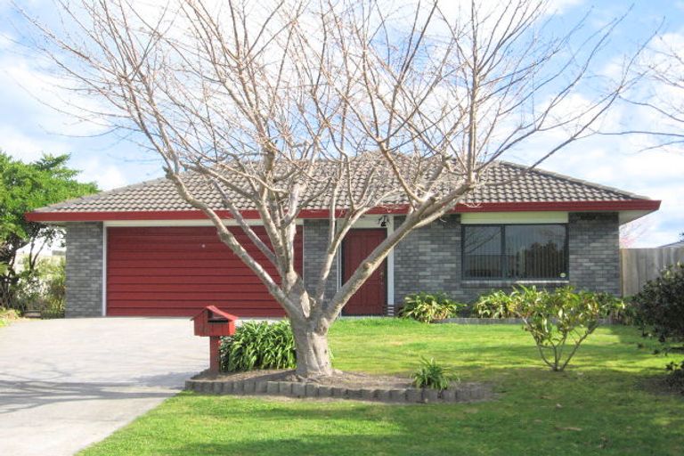 Photo of property in 26 Checketts Place, Papamoa Beach, Papamoa, 3118