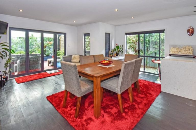 Photo of property in 79c Beach Road, Pahurehure, Papakura, 2113