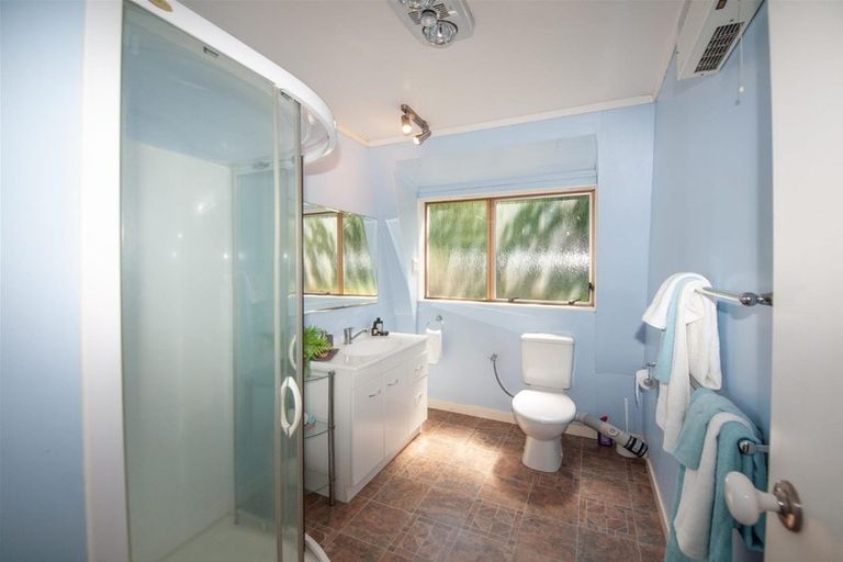 Photo of property in 81a Churton Drive, Churton Park, Wellington, 6037