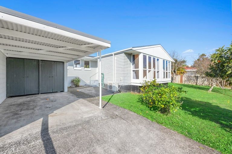 Photo of property in 1 Totara Street, Waiuku, 2123