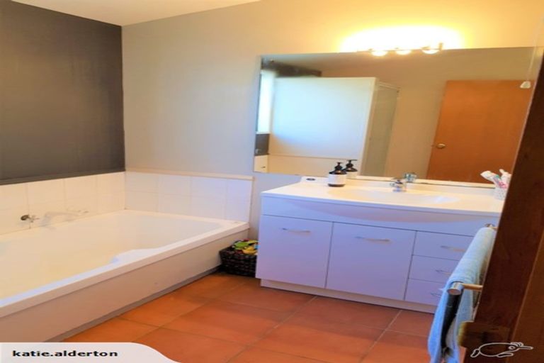 Photo of property in 8 Pyke Court, Cromwell, 9310