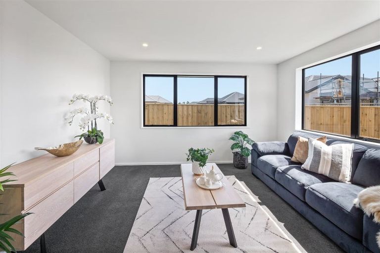 Photo of property in 23 Gemstone Place, Rolleston, 7615