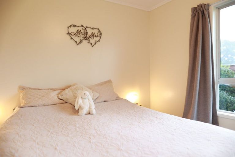 Photo of property in 10 Veronica Place, Bell Block, New Plymouth, 4312