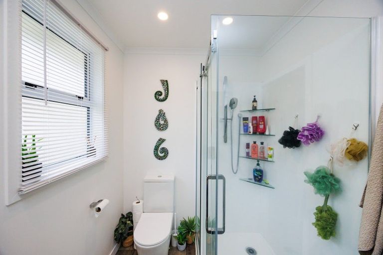 Photo of property in 69 Ongo Road, Hunterville, 4730