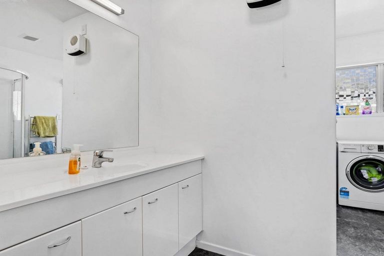 Photo of property in 76 Trafalgar Street, St Albans, Christchurch, 8014