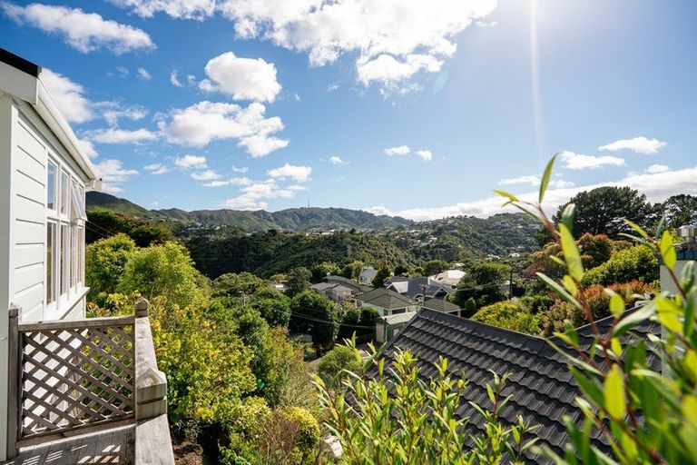 Photo of property in 169 Wadestown Road, Wadestown, Wellington, 6012