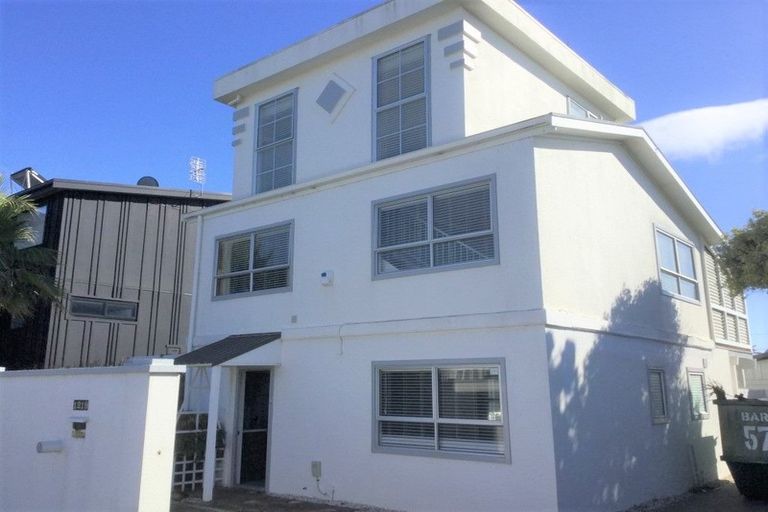 Photo of property in 1219 Papamoa Beach Road, Papamoa Beach, Papamoa, 3118