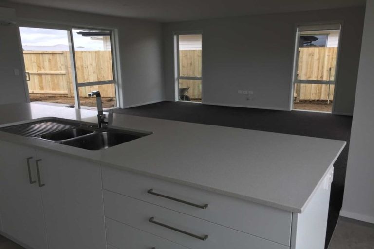 Photo of property in 96 Penetaka Heights, Pyes Pa, Tauranga, 3112