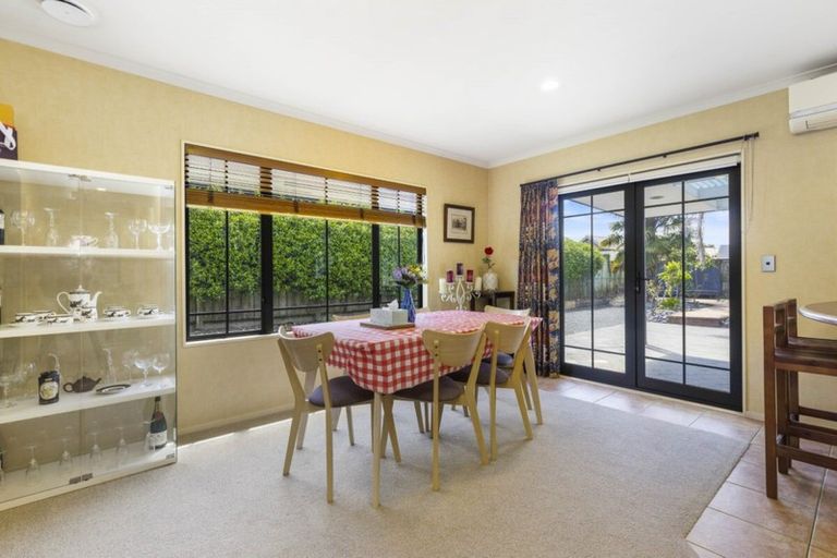 Photo of property in 68 Callum Brae Drive, Rototuna, Hamilton, 3210