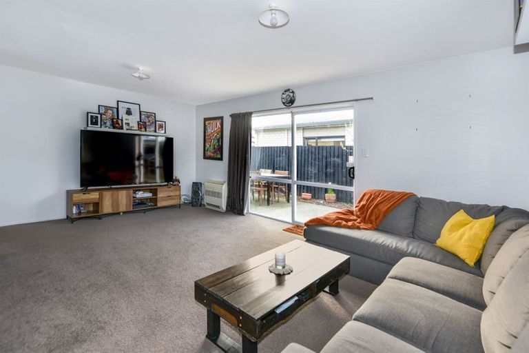 Photo of property in 39c Bassett Street, Burwood, Christchurch, 8083