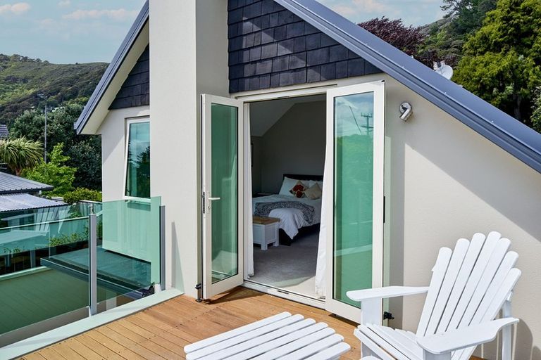 Photo of property in 437a Muritai Road, Eastbourne, Lower Hutt, 5013