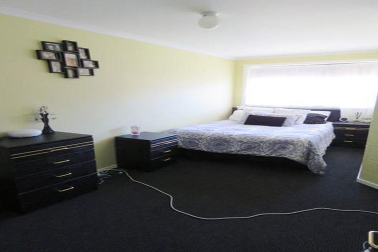 Photo of property in 6 Puketotara Street, Highlands Park, New Plymouth, 4312