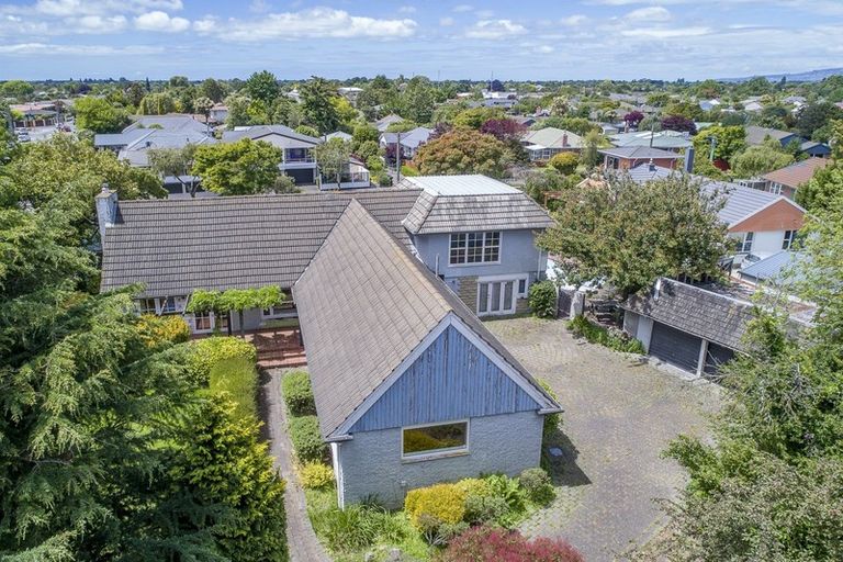 Photo of property in 218 Grahams Road, Burnside, Christchurch, 8053