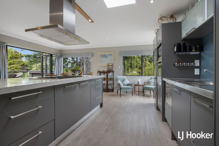 Photo of property in 35 Athenree Road, Athenree, Katikati, 3177