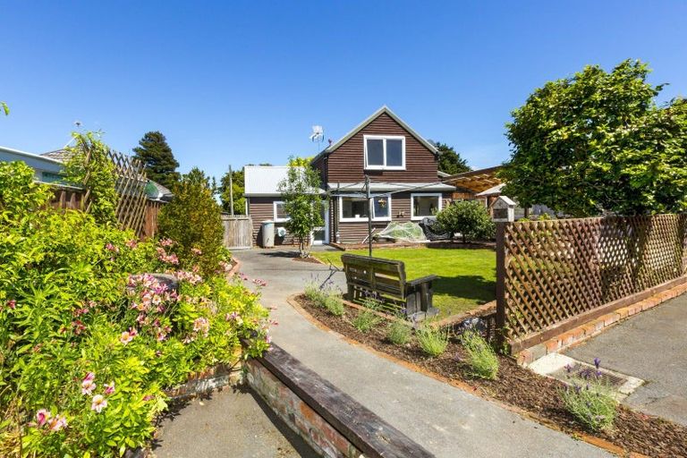 Photo of property in 11 Benzie Avenue, Wallaceville, Upper Hutt, 5018