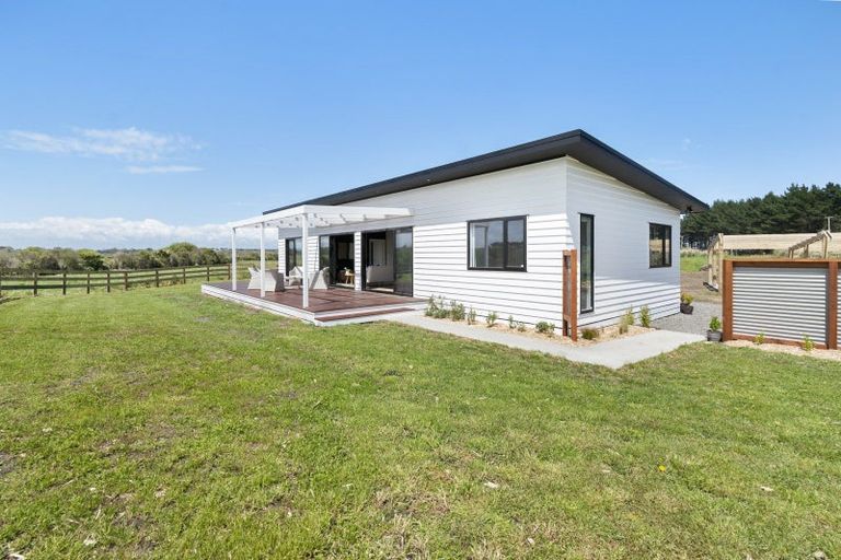 Photo of property in 1121 Parewanui Road, Parewanui, 4894