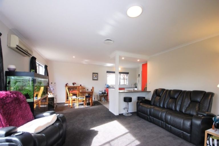 Photo of property in 15 Karaka Road, Waikari, 7420