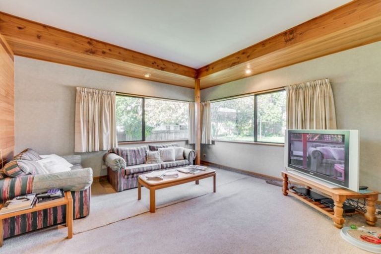 Photo of property in 5 Haines Grove, Rainbow Point, Taupo, 3330