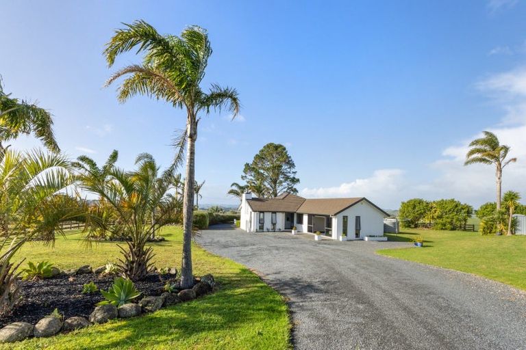 Photo of property in 459 Wiroa Road, Kerikeri, 0293