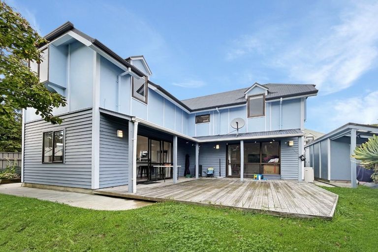 Photo of property in 1/44 Randwick Crescent, Moera, Lower Hutt, 5010