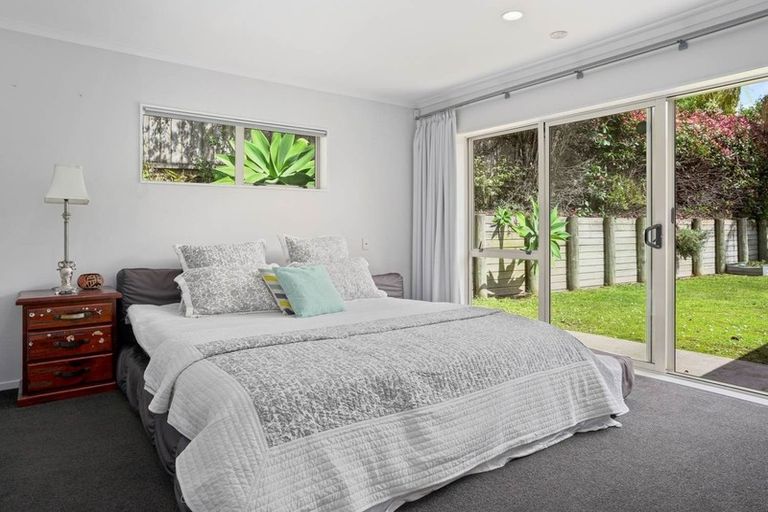 Photo of property in 7 Louvain Place, Greenhithe, Auckland, 0632