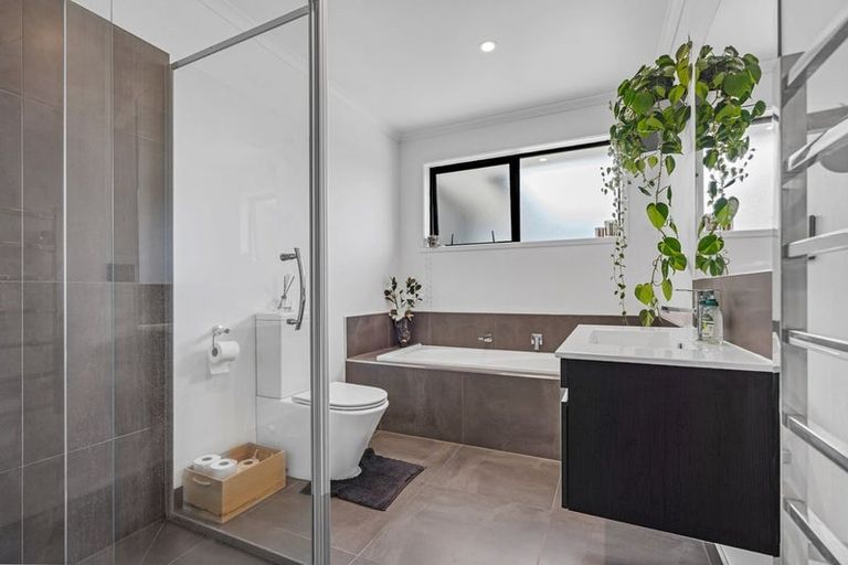 Photo of property in 28 Mclean Street, Pokeno, 2402